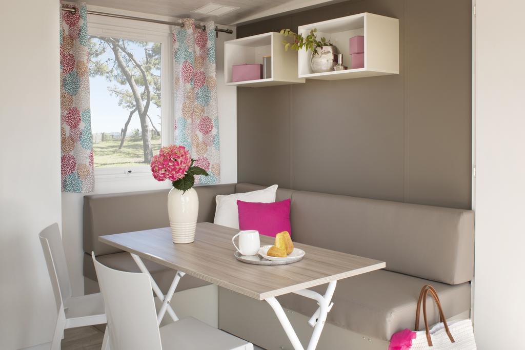 Camping La Sousta**** Remoulins Luaran gambar