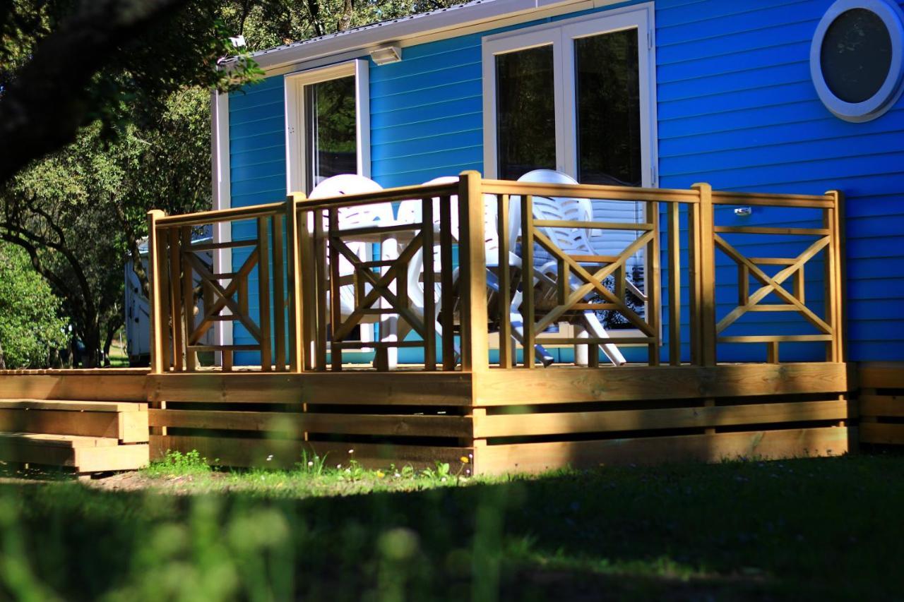 Camping La Sousta**** Remoulins Luaran gambar