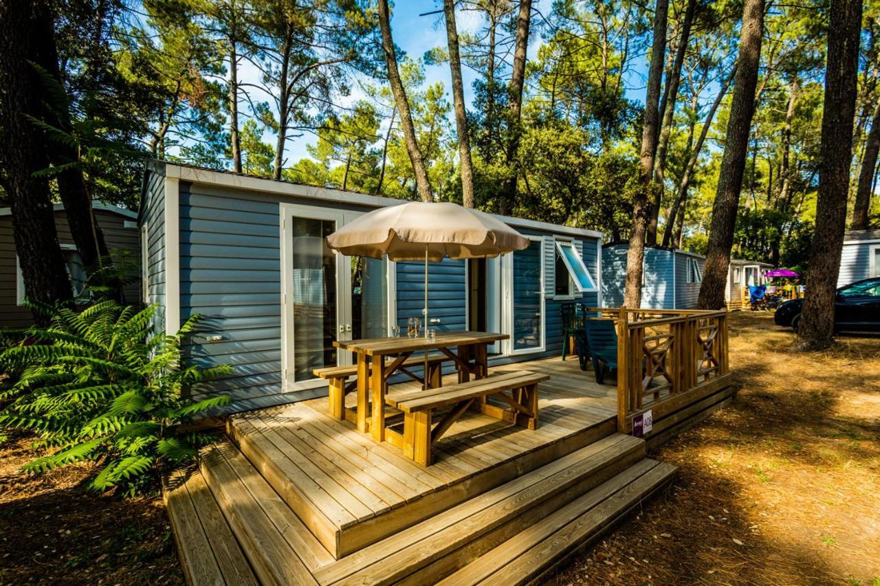 Camping La Sousta**** Remoulins Luaran gambar
